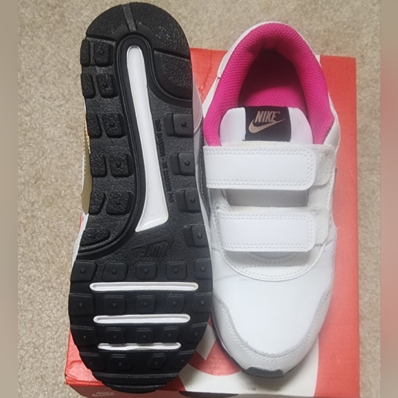 Nike MD Valiant (PSV) Kids' Shoes White Summit Black CN8559-105 NEW 2.5Y - Picture 6 of 6